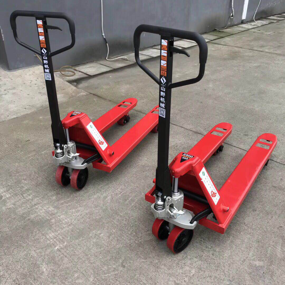 山野2吨手动液压搬运车1000元山野3吨手动液压搬运车1260元.jpg
